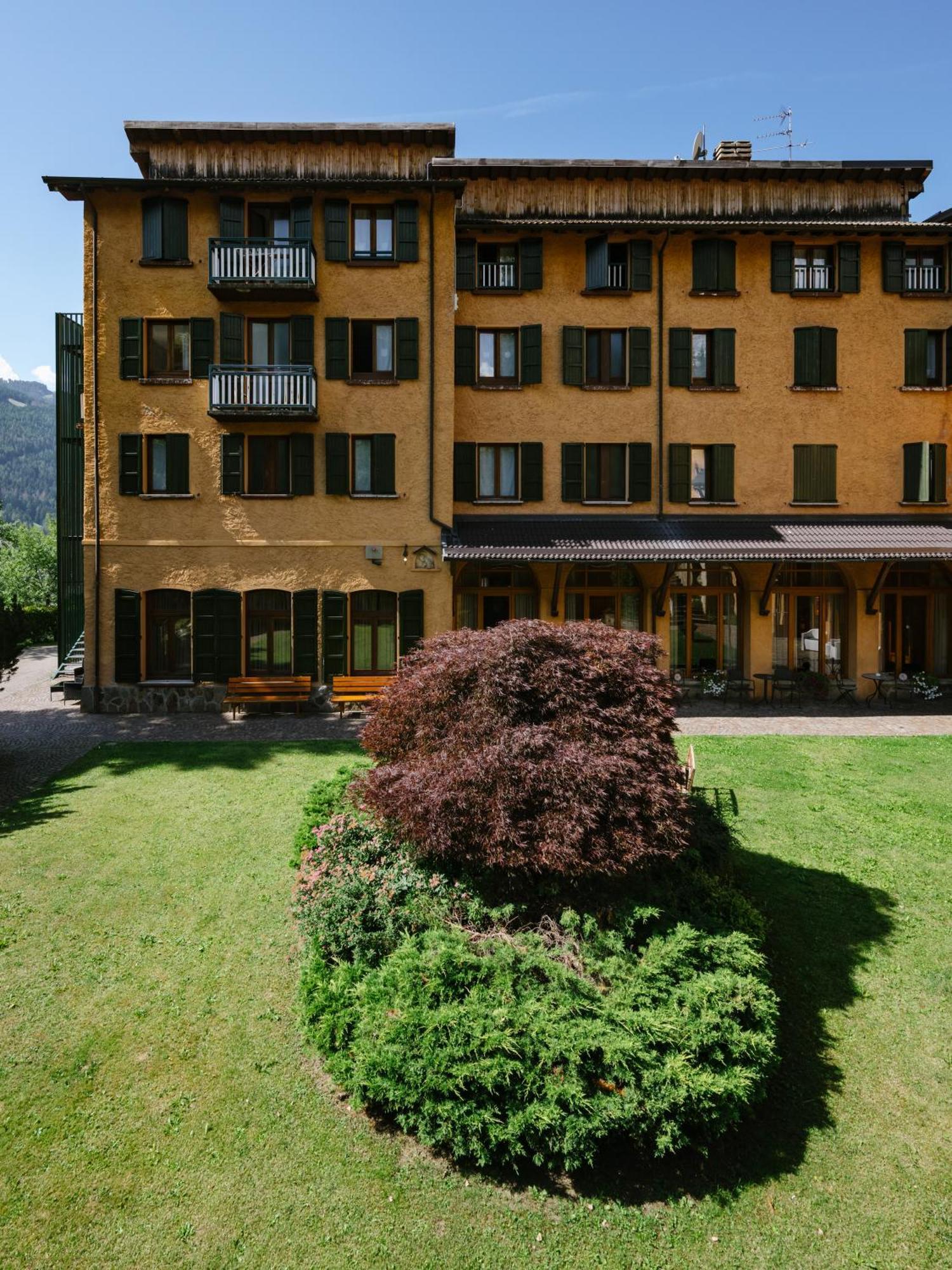 Villa Luzzago Ponte Di Legno Buitenkant foto