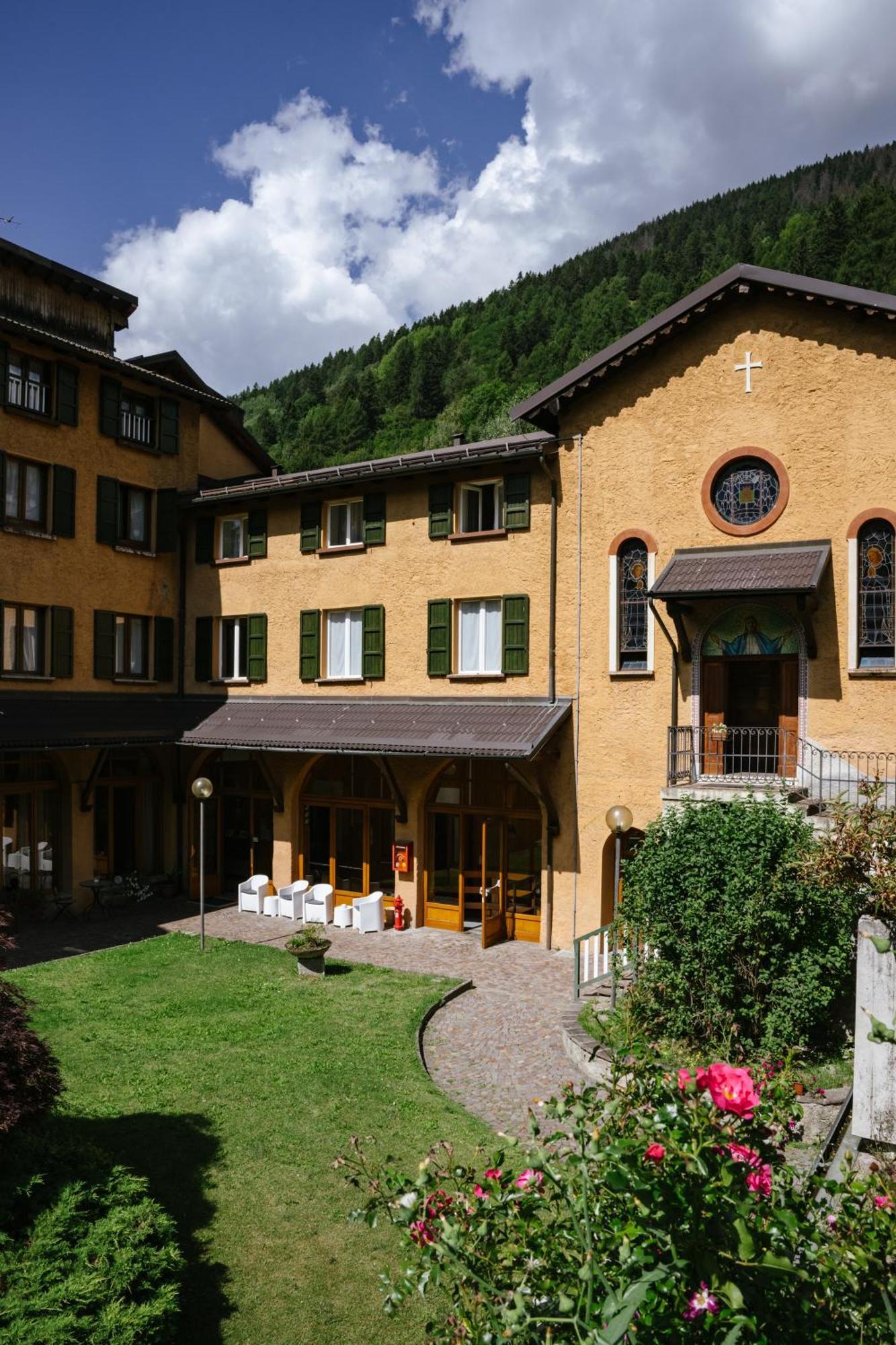 Villa Luzzago Ponte Di Legno Buitenkant foto