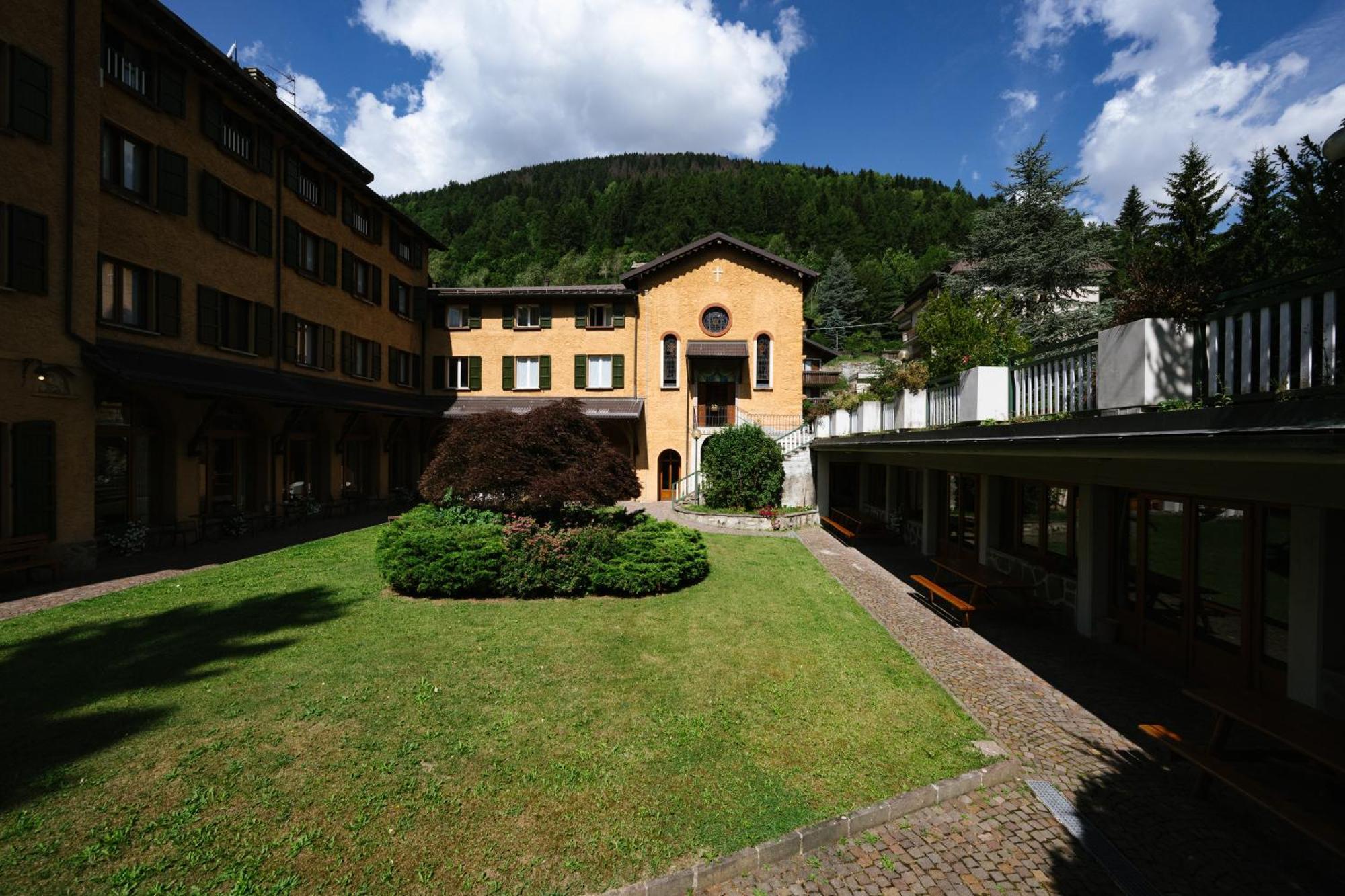 Villa Luzzago Ponte Di Legno Buitenkant foto
