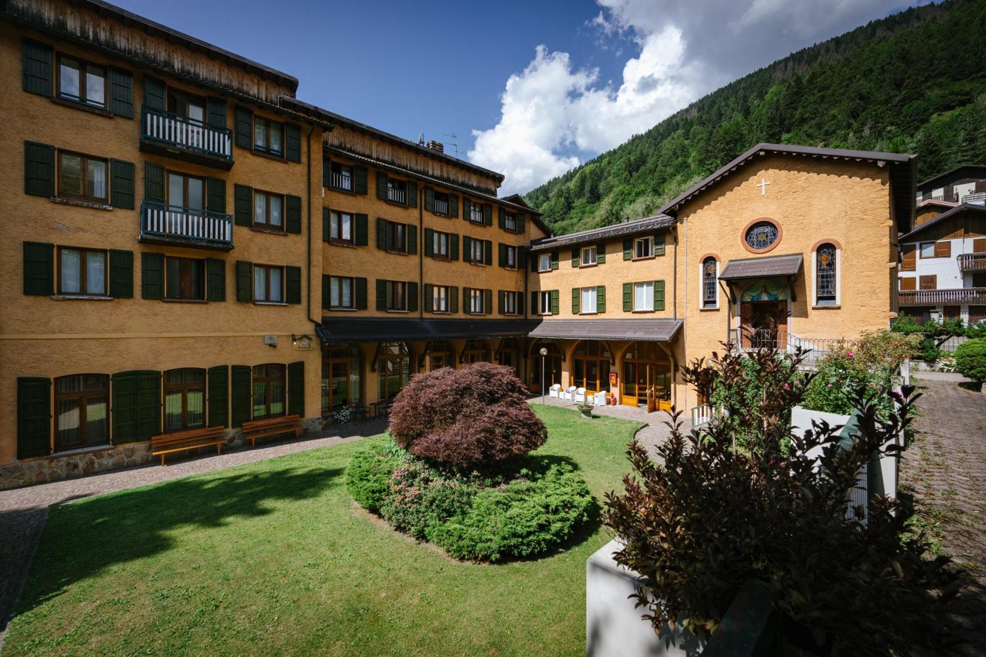 Villa Luzzago Ponte Di Legno Buitenkant foto